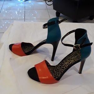 Jessica Simpson leather high heels, Size 6.5